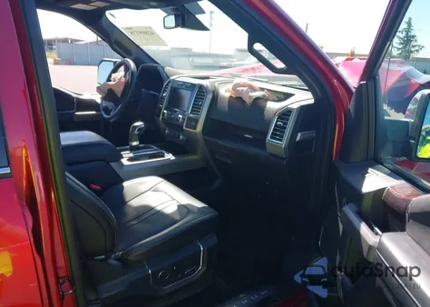 2015 Ford F-150 Platinum z USA, uszkodzony, nr VIN 1FTEW1EF9FFB07125